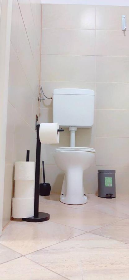Comfort Studio 3P Km Wina Bagian luar foto